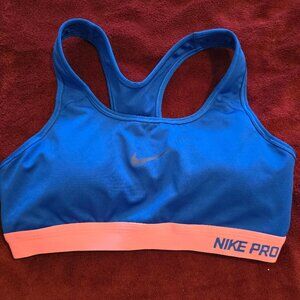 Nike Pro medium sports bra great condition